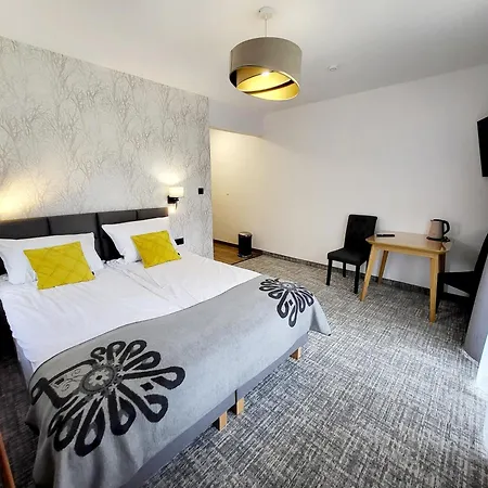 Gorska Szrenicowka Bed & Breakfast *
